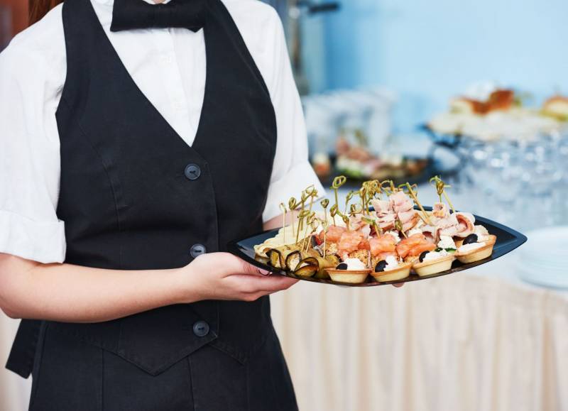 Pot de convivialité pour les personnes assistant aux obsèques à Bron